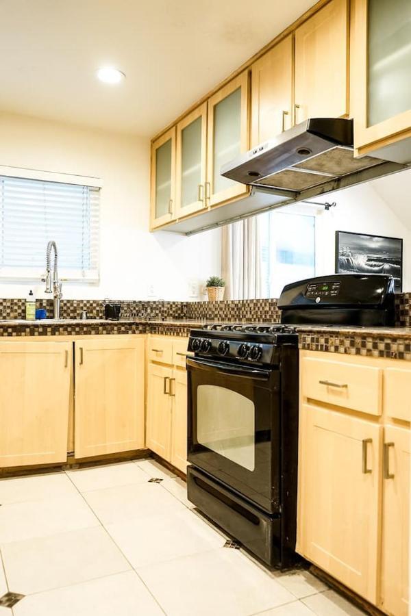 Newport Beach House 1 Blk To Beach And 25 Min To Disney 외부 사진
